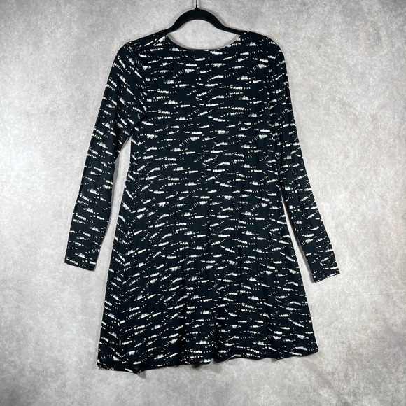 RVCA Skater Dress Womens Small Black White Tunic Mini Long Sleeve‎ Scoop Neck - Picture 4 of 9